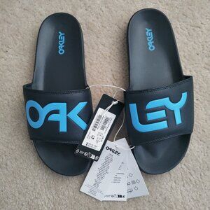 NWT Oakley B1B Slide 2.0 Mens 13 Sandal Flip Flop Navy Blue - FOF100424